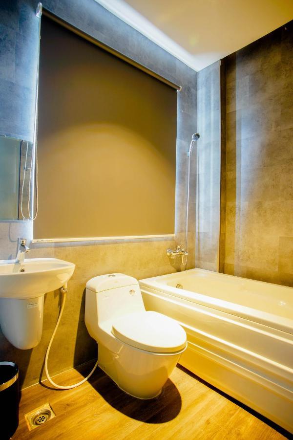 הו צ'י מין סיטי La Hotel Binh Tan מראה חיצוני תמונה